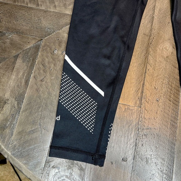 LILYBOD WOMEN’S SOULCYCLE BLACK COLOR WHITE STRIPES HIGH WAIST LEGGINGS SIZE M . - Picture 3 of 11